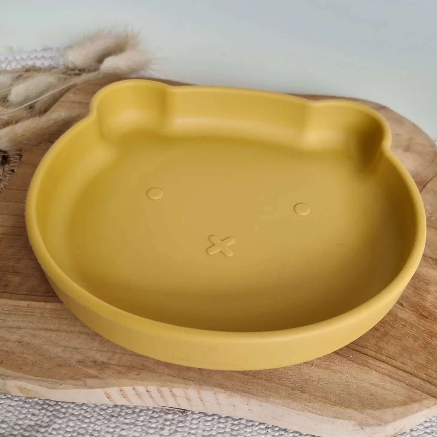 Assiette avec ventouse en silicone – Jaune ocre